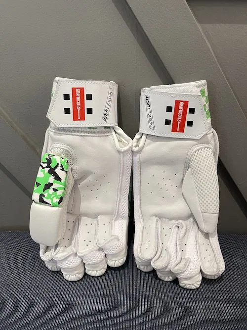 Gray Nicolls Enforcer GN4 Batting Gloves Junior_678f1d7060852.webp